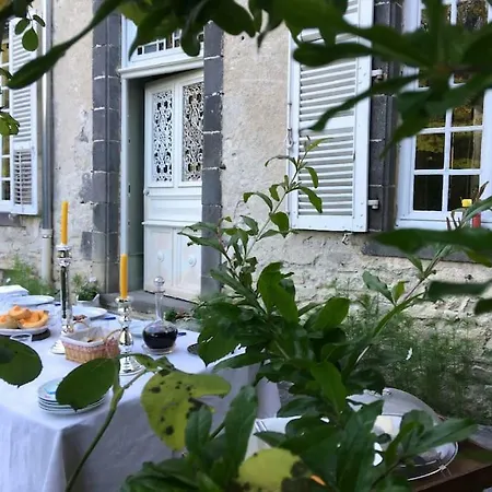 Ostello Le Grand Enclos - *